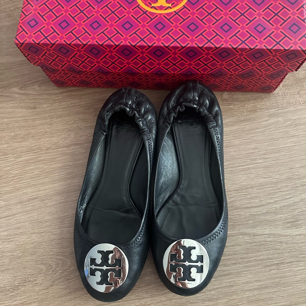 Tory Burch Black Leather Flats with Silver Logo
